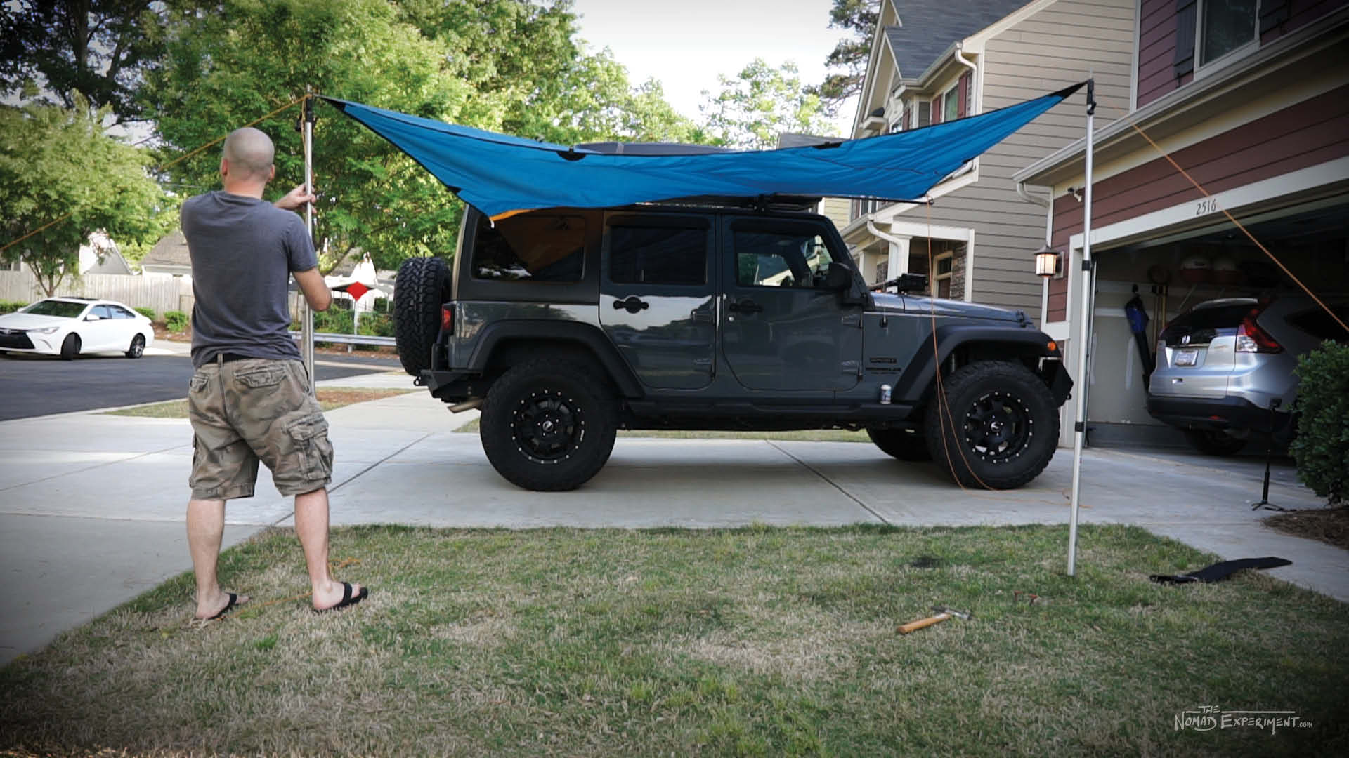 Jeep awning best sale without roof rack